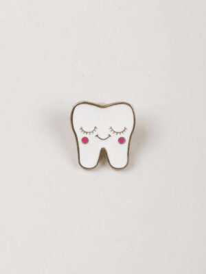 Pin metálico muelita