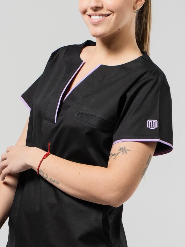 Ambo Olivia negro y lila - Imagen 5